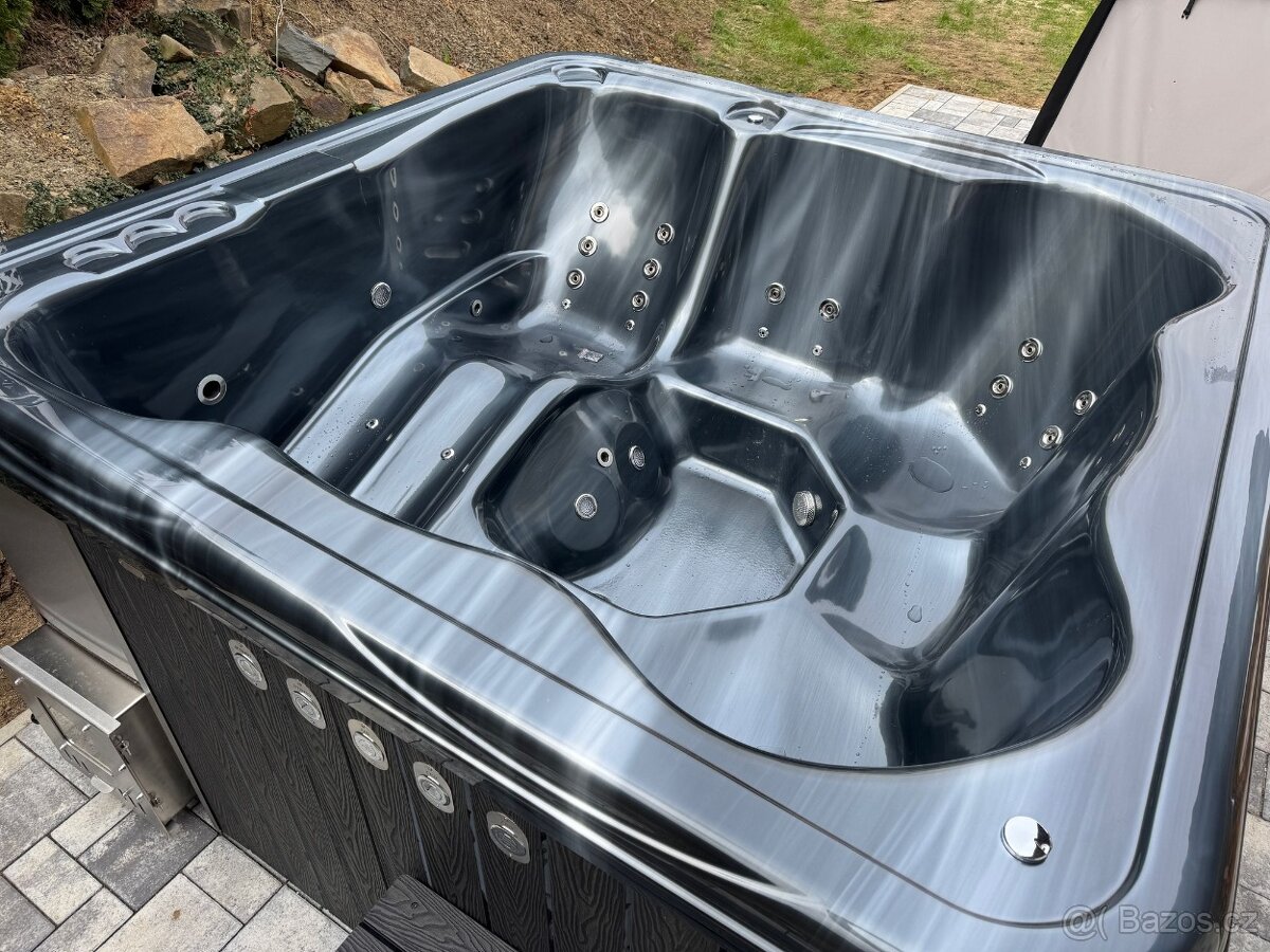 Novinka:Vyrábíme luxusní vířivky s interním kotlem na dřevo - 14