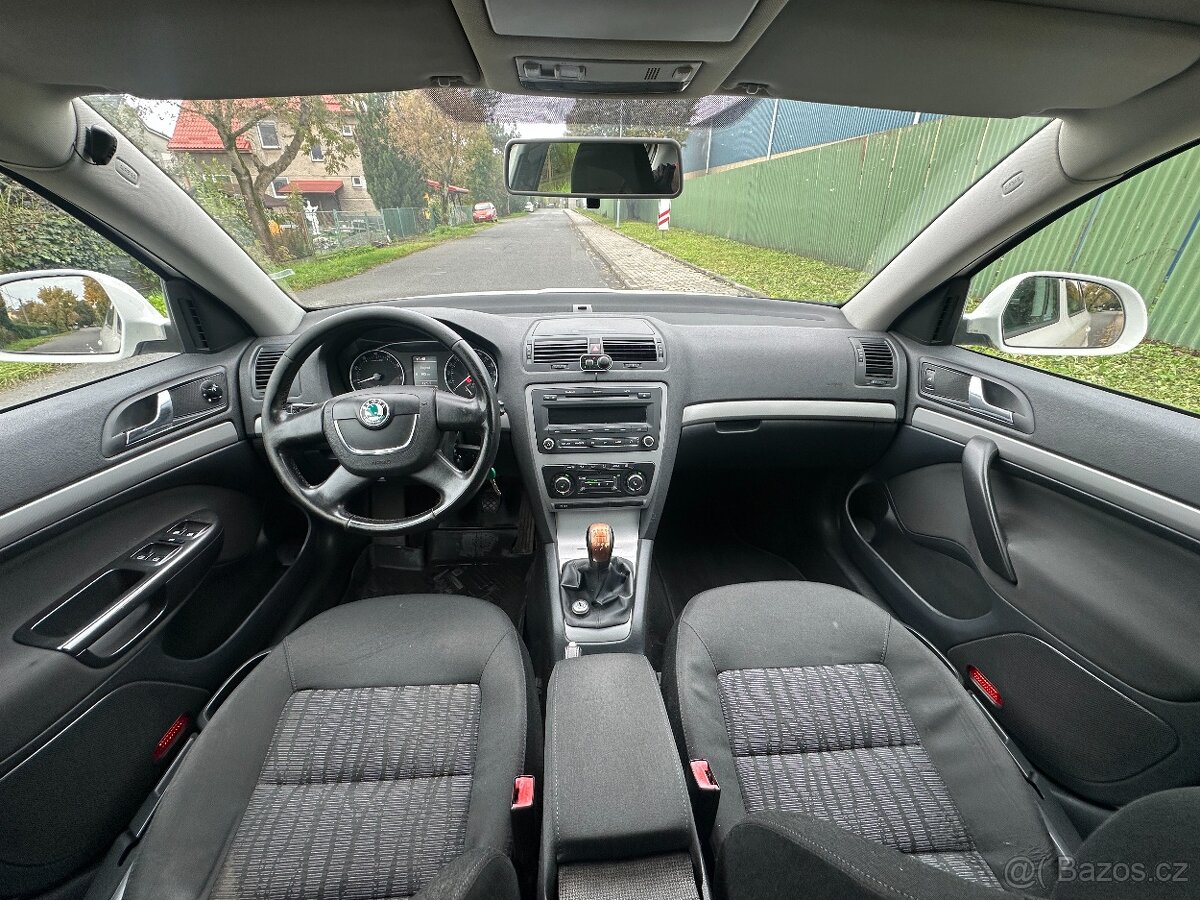 Škoda Octavia II 1.2 TSi 77kW Elegance, ČR - 14