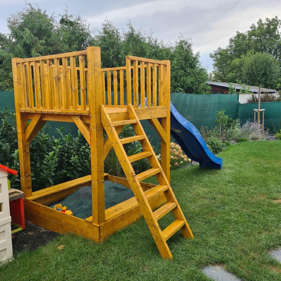 Dětské hřiště se skluzavkou a dovozem - 14