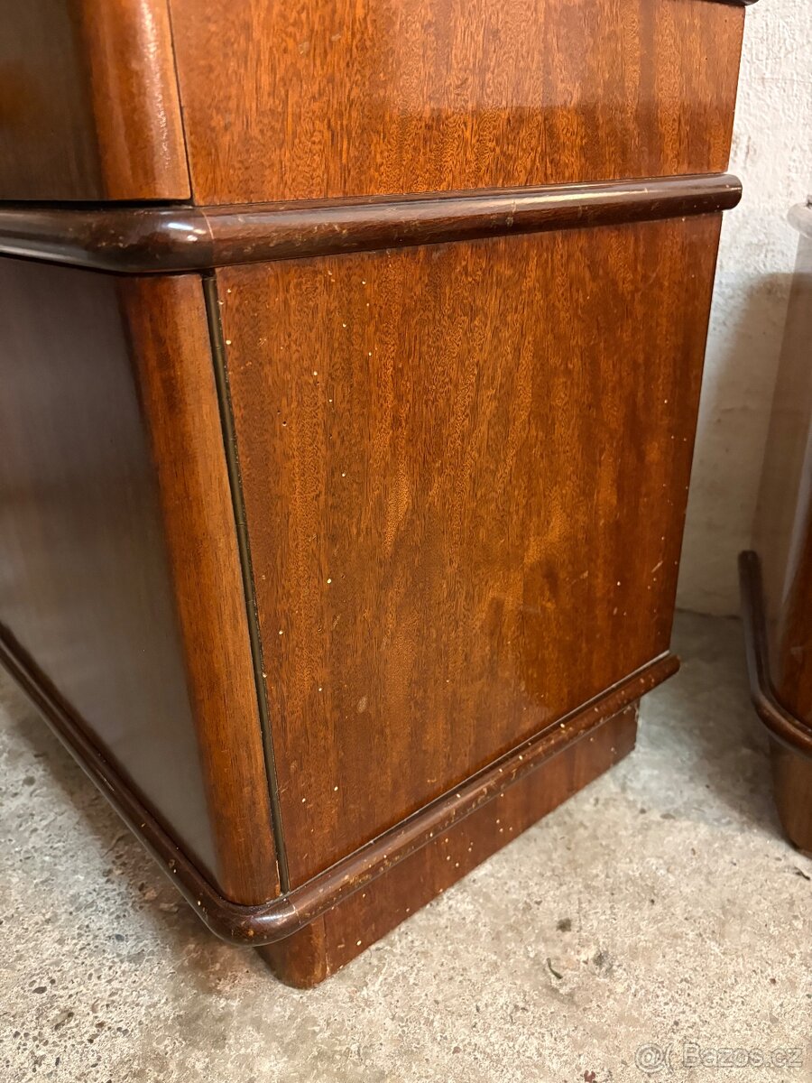 Noční stolky toaletka - 14