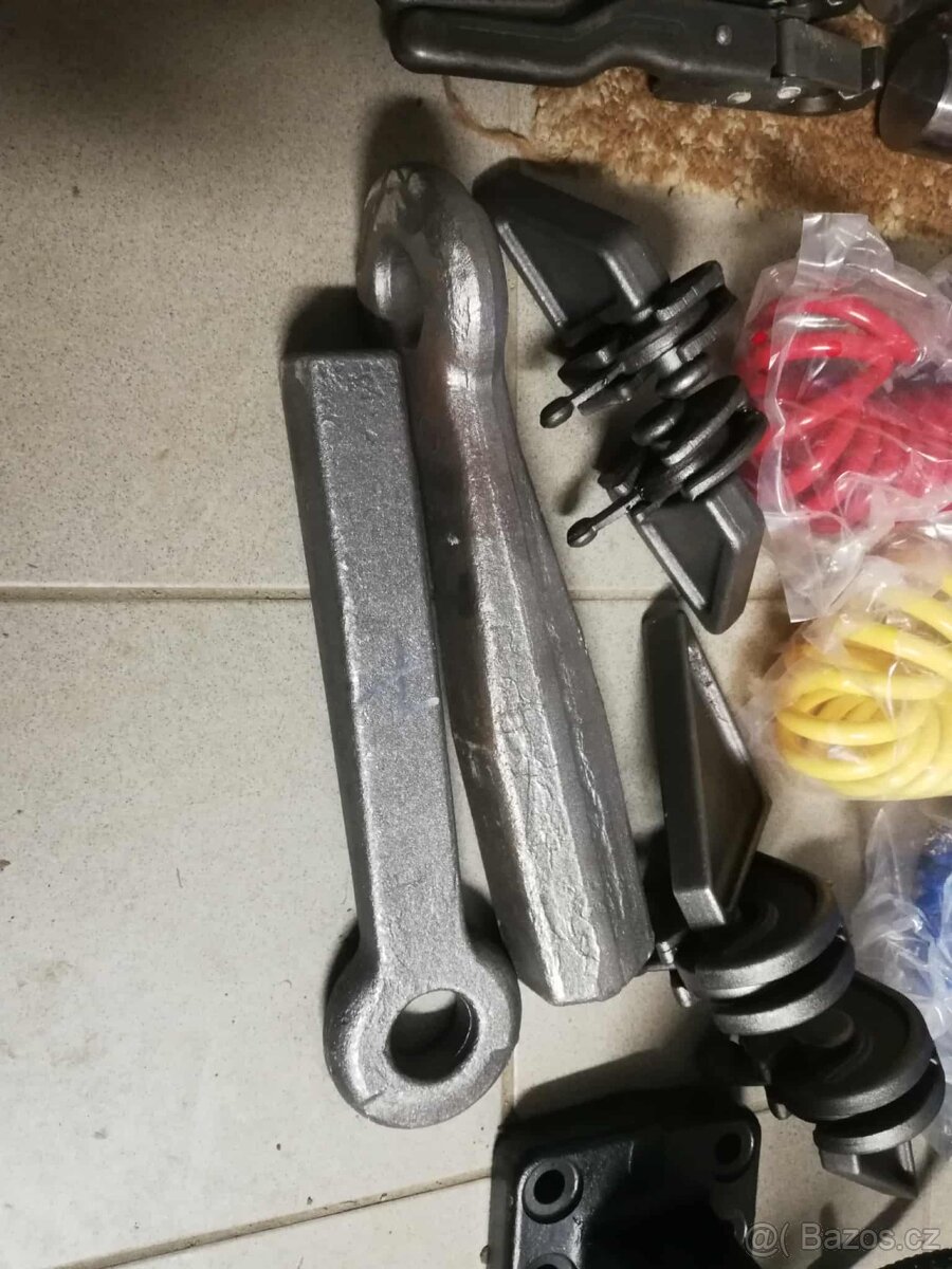 Hydraulicky piest - 14