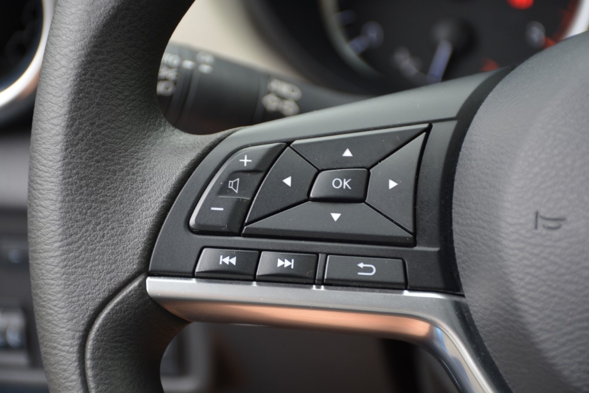 Nissan Micra TEKNA 1,0 i 74 kw jen 17000km- 2020 - 14