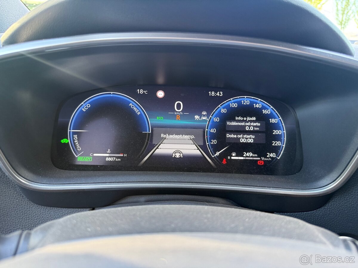 Toyota Corolla hybrid 07/2025 - 14