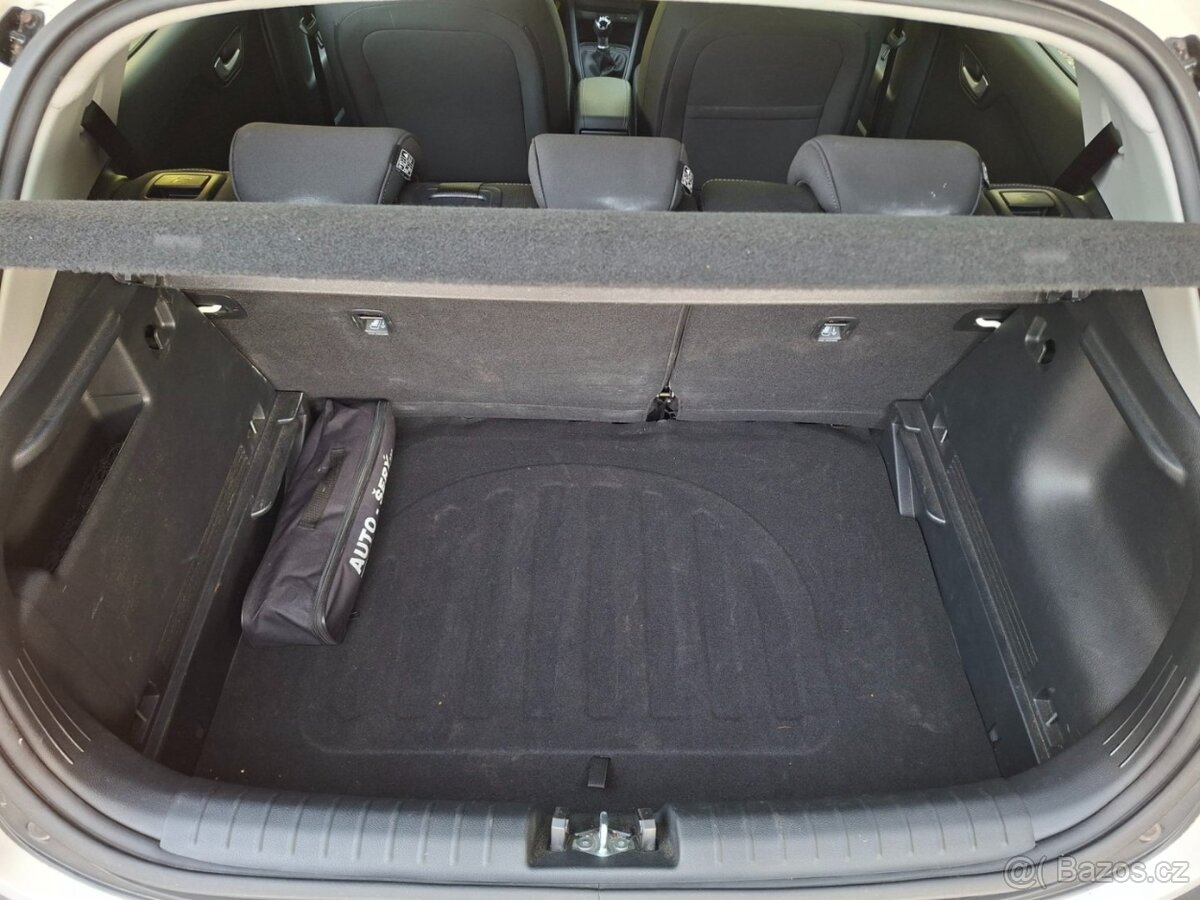 KIA STONIC 1.2i 61kW COMFORT -1.MAJITEL - 14