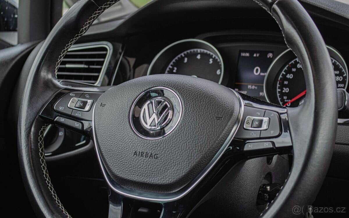 Volkswagen Golf 1.4 TSI Webasto - 14