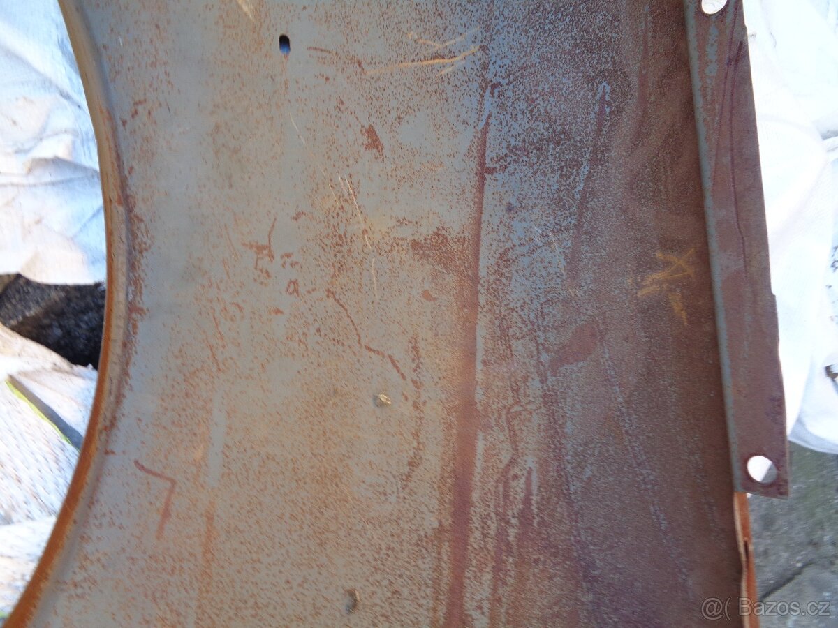 Škoda 100 110R prvomodel original přední blatni - 14