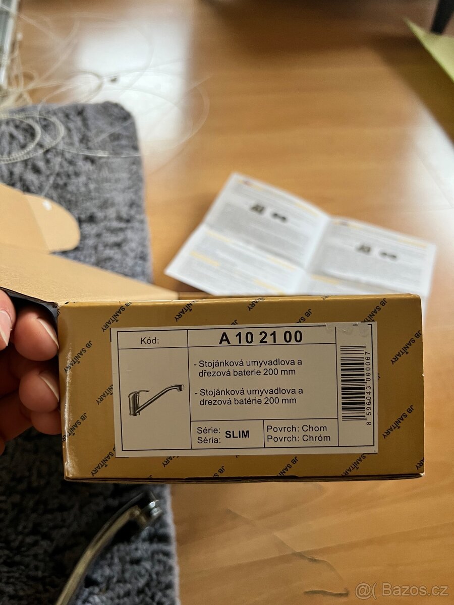 Dřez, baterie, hadice - 14