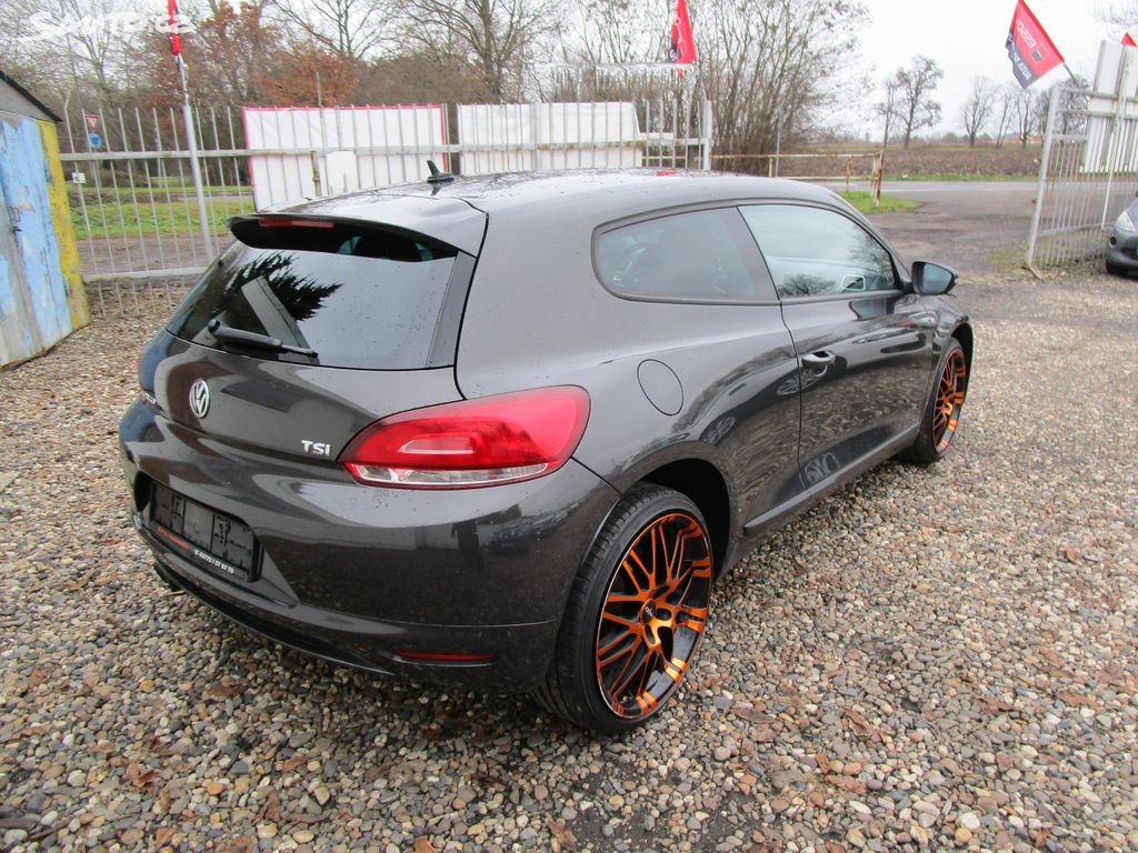 Volkswagen Scirocco, 1,4TSI-90KW-NOVÁ STK - 14
