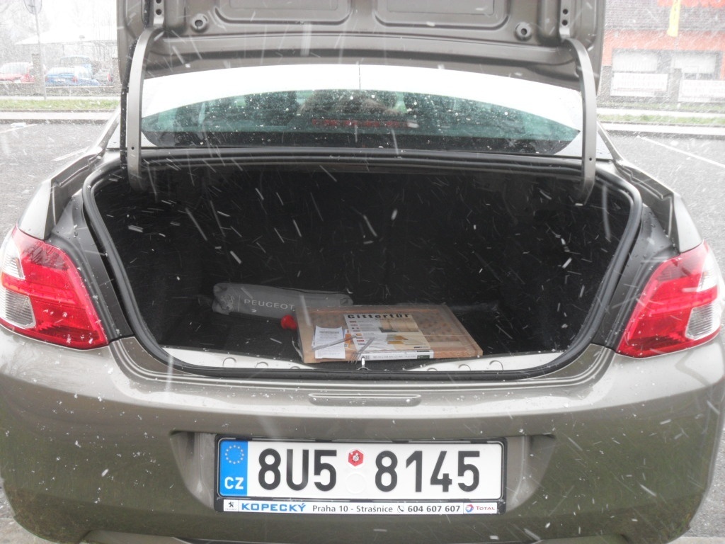 Peugeot 301 sedan 1,6benzin 85kw(116koní) - 14