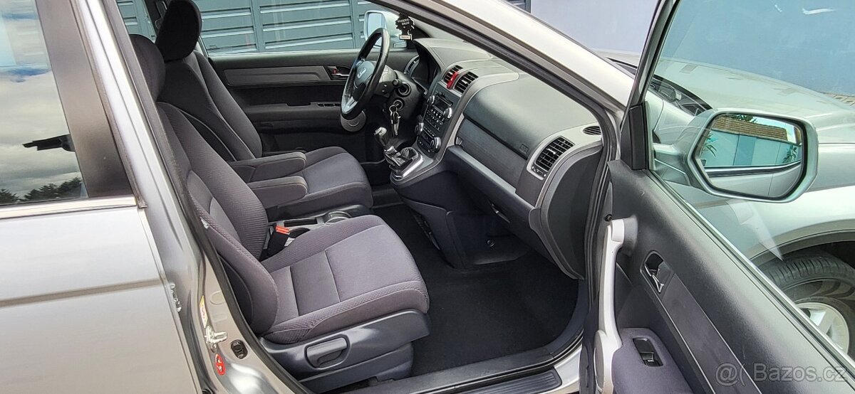 Honda CR-V 2,2 i-CTDi - 103kw. 4WD - 4X4. STK+EM do: 9/2027 - 14