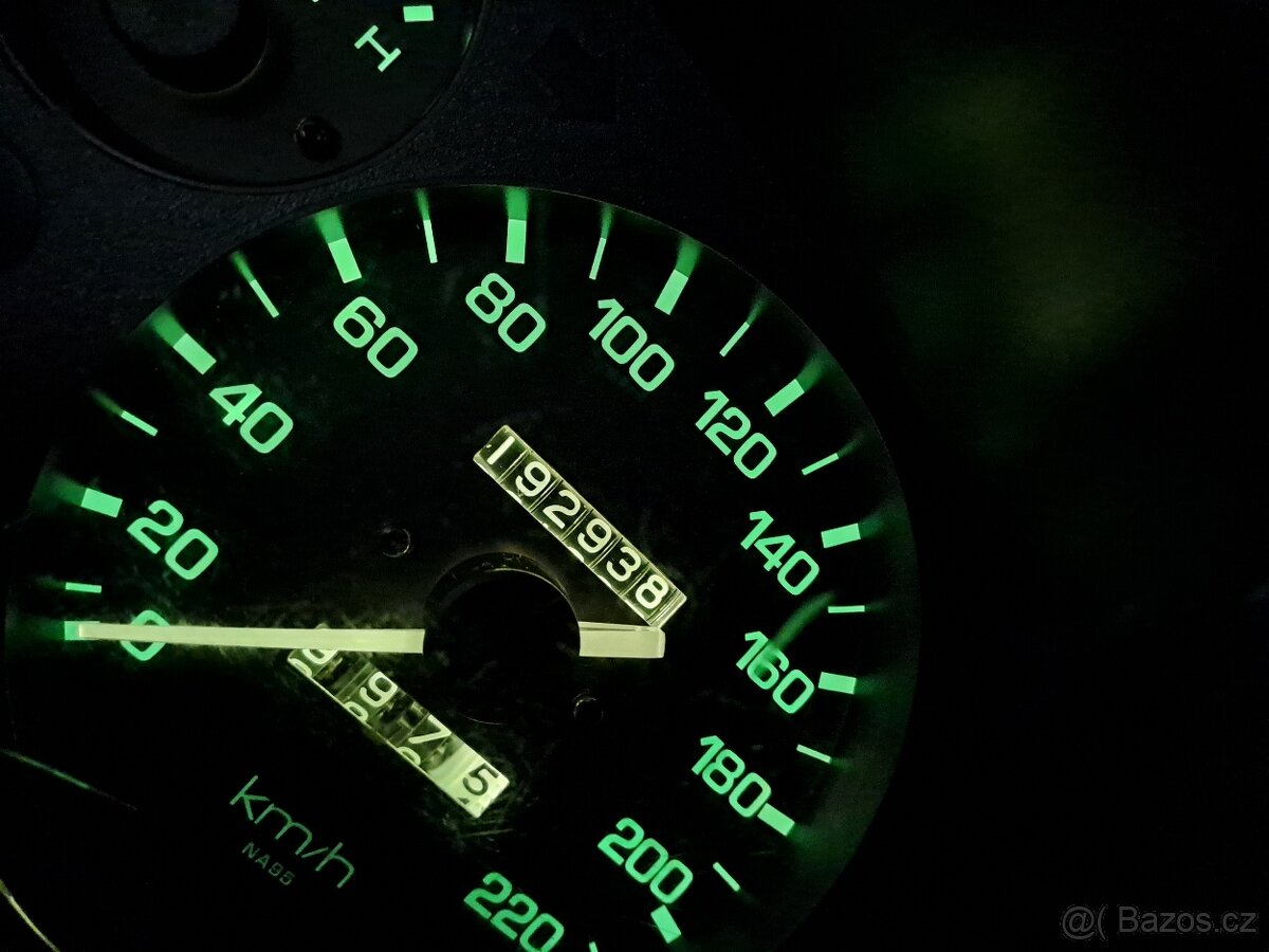 Mazda MX-5 NA Miata 1,6 66kW rok 1997 - 14