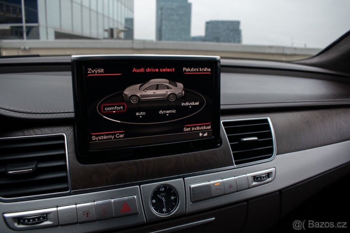Audi A8,3.0tdi,184kw,250ps,model 2013,max vybava,20alu - 14