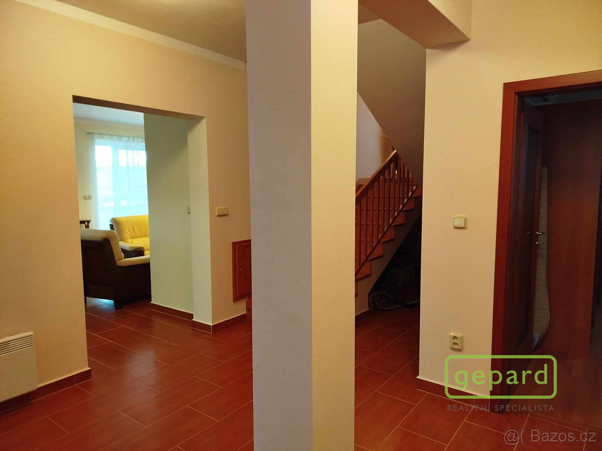 Velký luxusní RD, Římov u ČB - 14