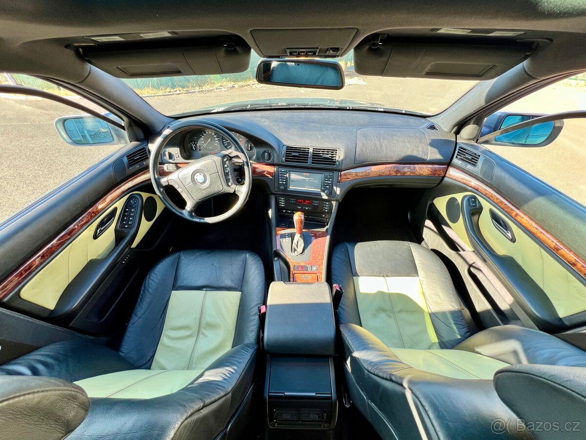 BMW 525iA Individual - 14