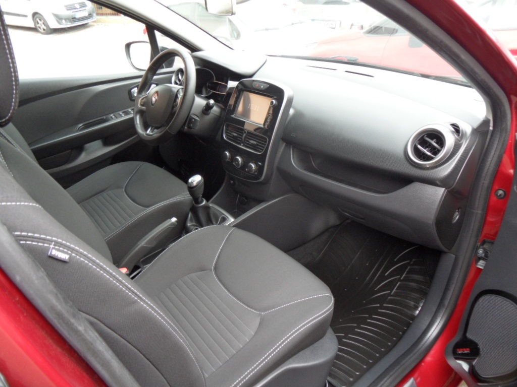 Renault Clio 1.0,66kw,naj.39tis.km,1.maj.zak. v ČR - 14