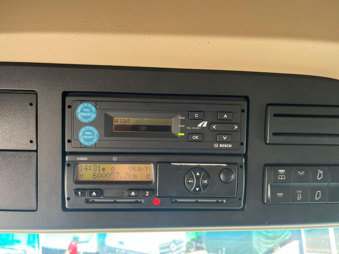 Mercedes-Benz ACTROS 1835 BDF AUTOMAT EURO VI Dhollandia DHS - 14