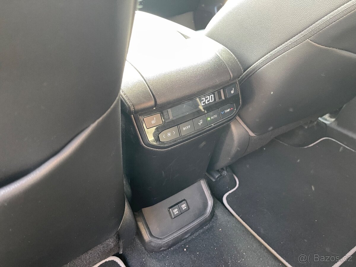 Prodám Toyota Highlander 2,5 HEV e-CVVT AWD - 14