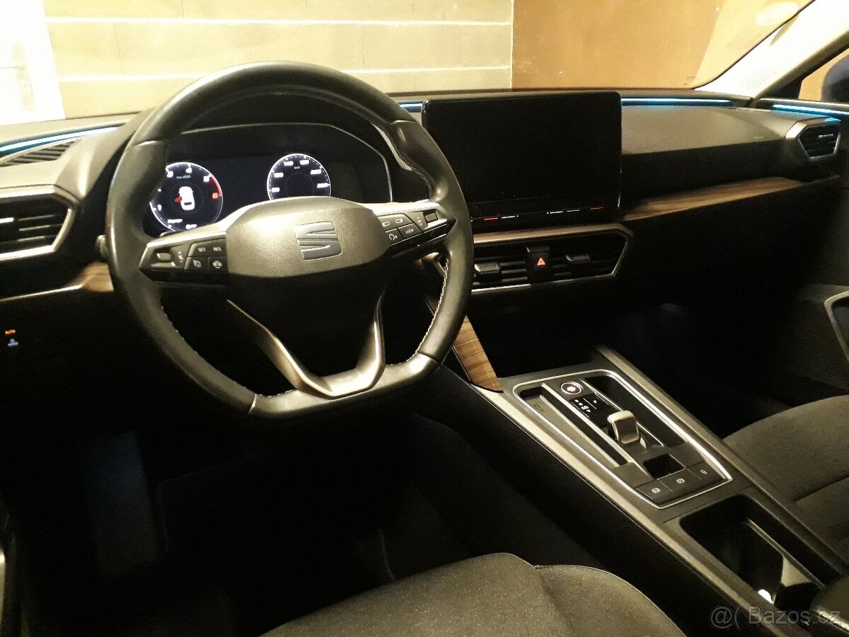 Seat Leon combi 2.0TDI 110kw DSG nový model - 14