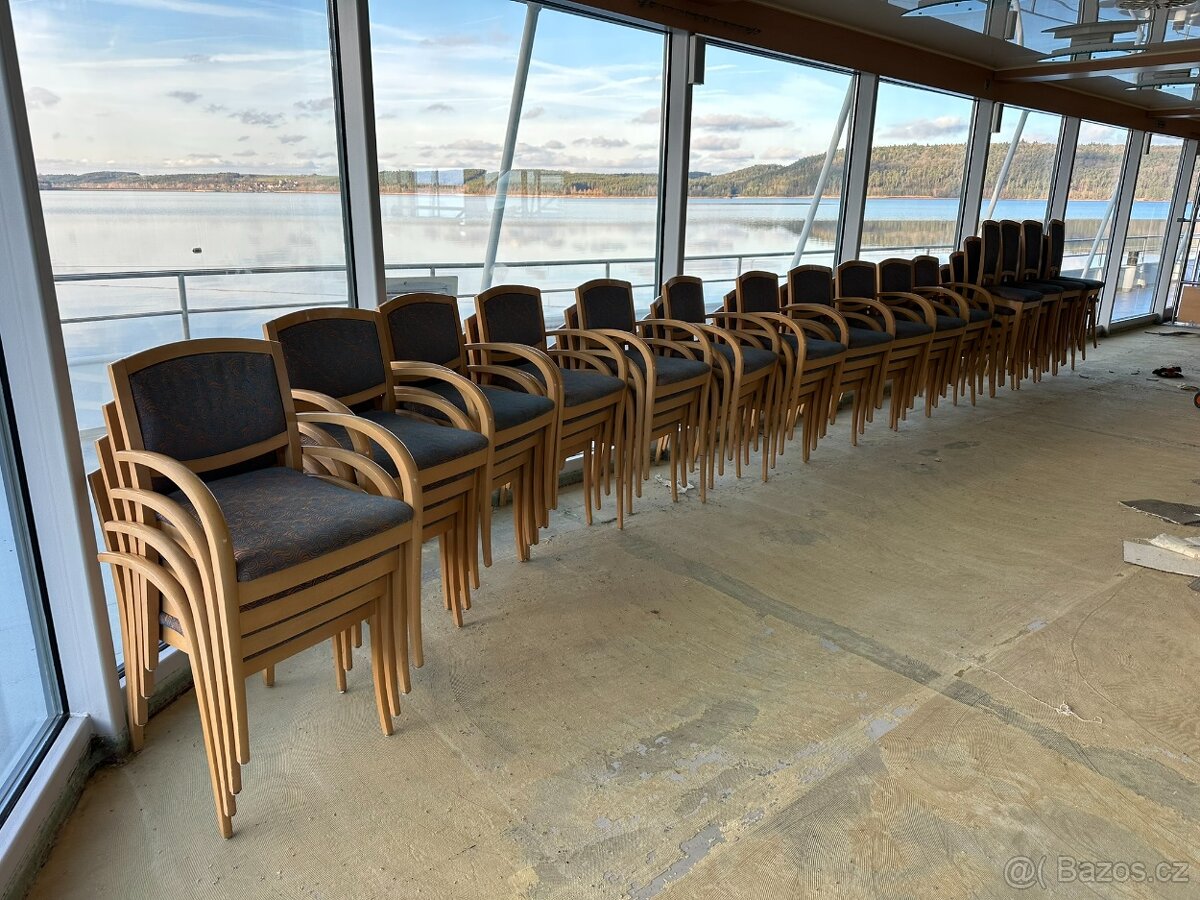 Stohovatelný PROFI restaurační nábytek.175ks židlí+41ks stůl - 14