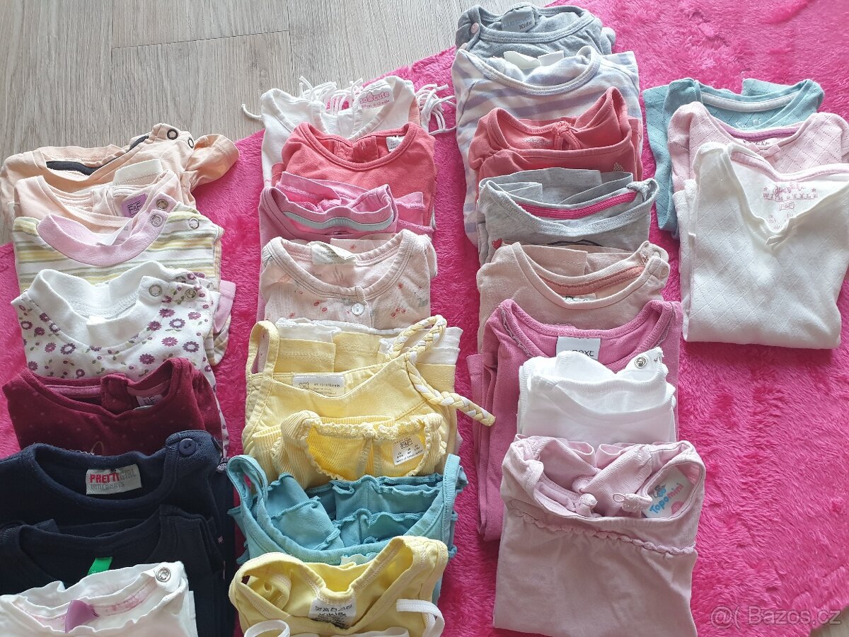 Set dívčího oblečení - 14