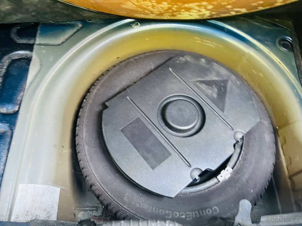 VOLKSWAGEN POLO 1.2 I BENZÍN - 14