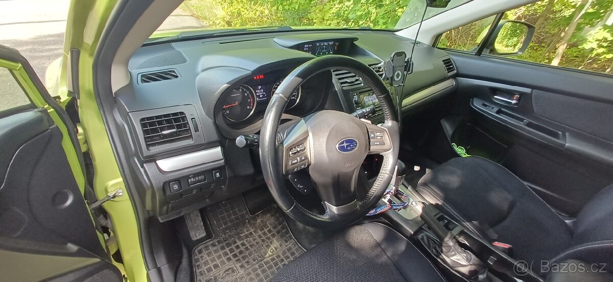 Subaru XV 2.0i 4x4 automat původ ČR 2014 - 14