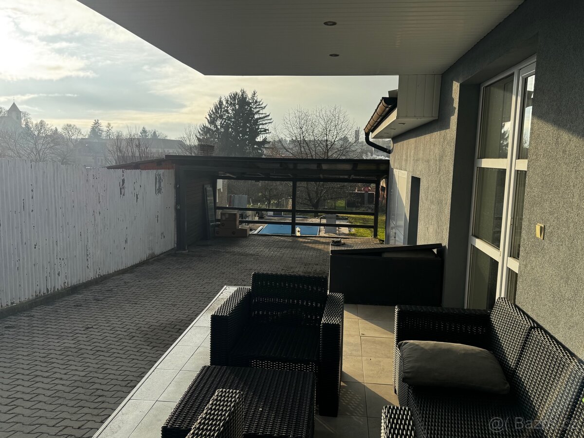 Pronájem-prodej rodinného domu s autodílnou - 14