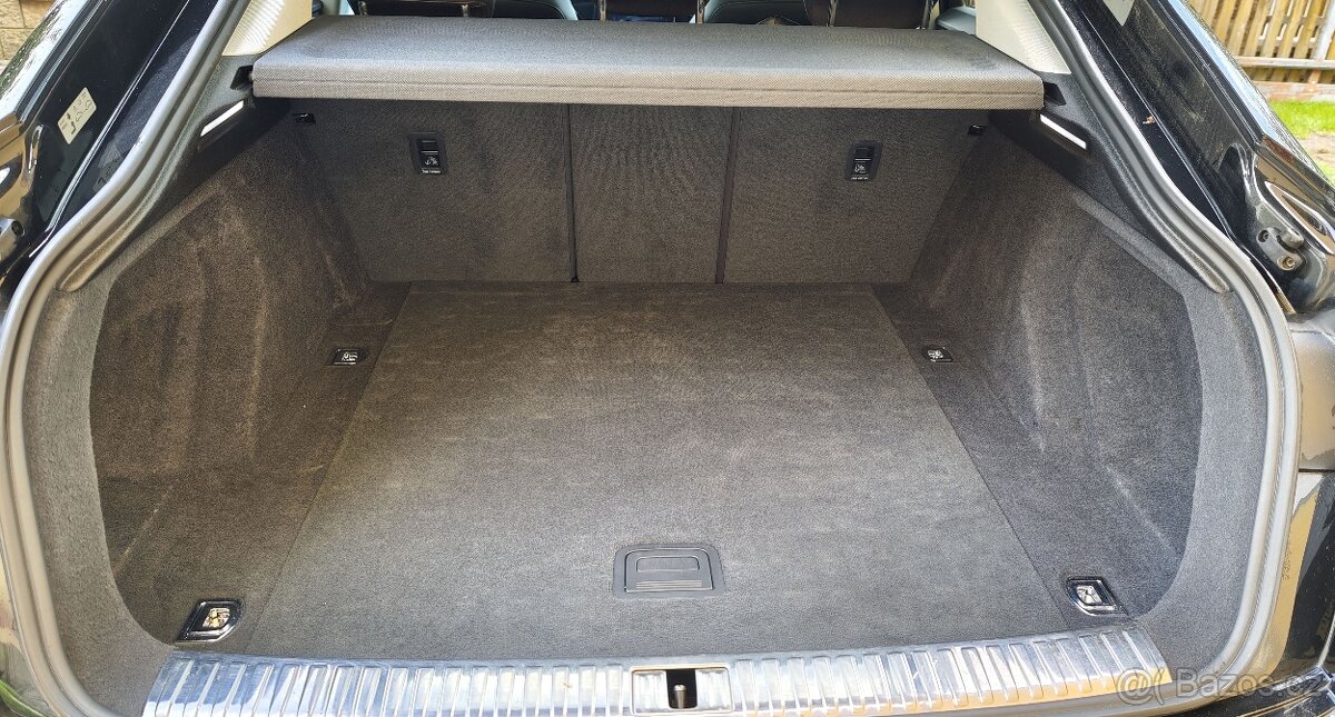 Audi e-tron Sportback 55 Quattro 95 kWh max výbava +DPH - 14