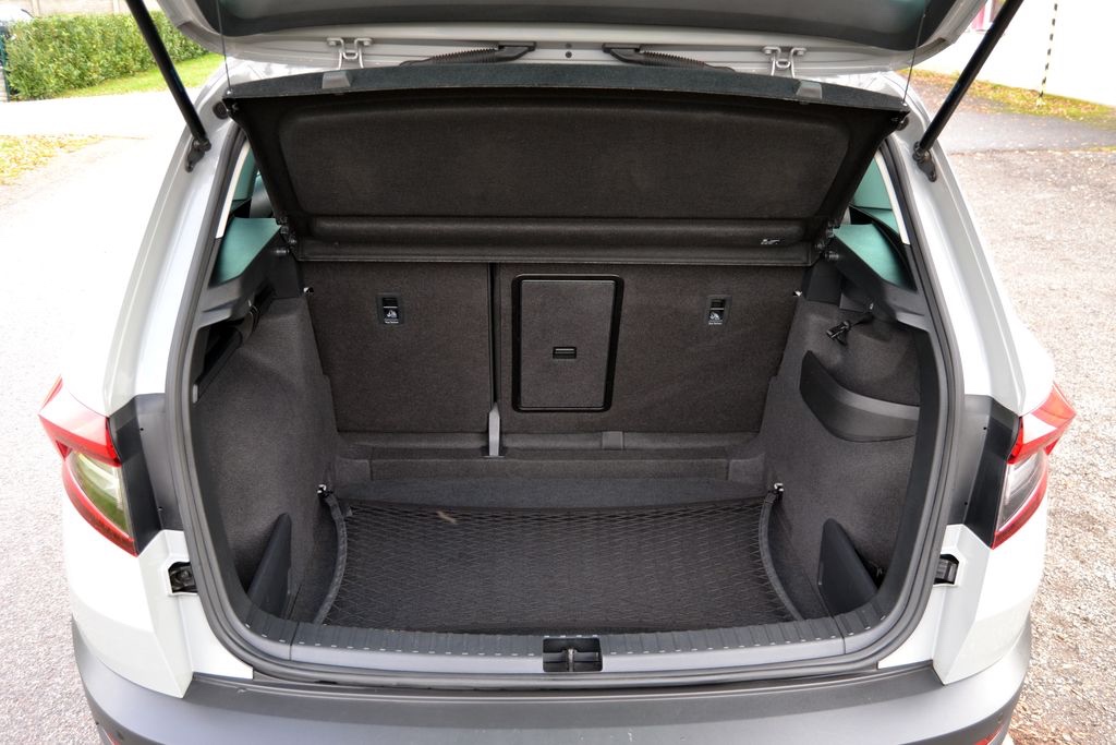 Škoda Karoq 1.5 TSI 110kW ACT Ambition TOP STAV - 14