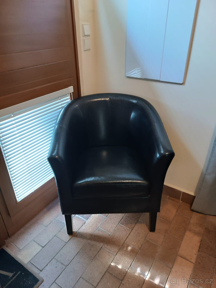 Kadeřnické vybavení - 14