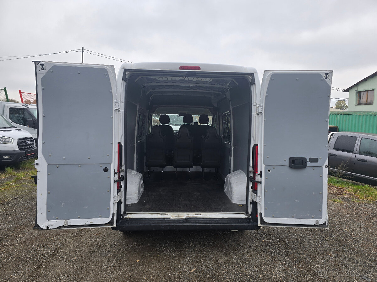 Opel Movano 2023 – 6 míst, 30 000 km, CZ, 1. maj., DPH - 14