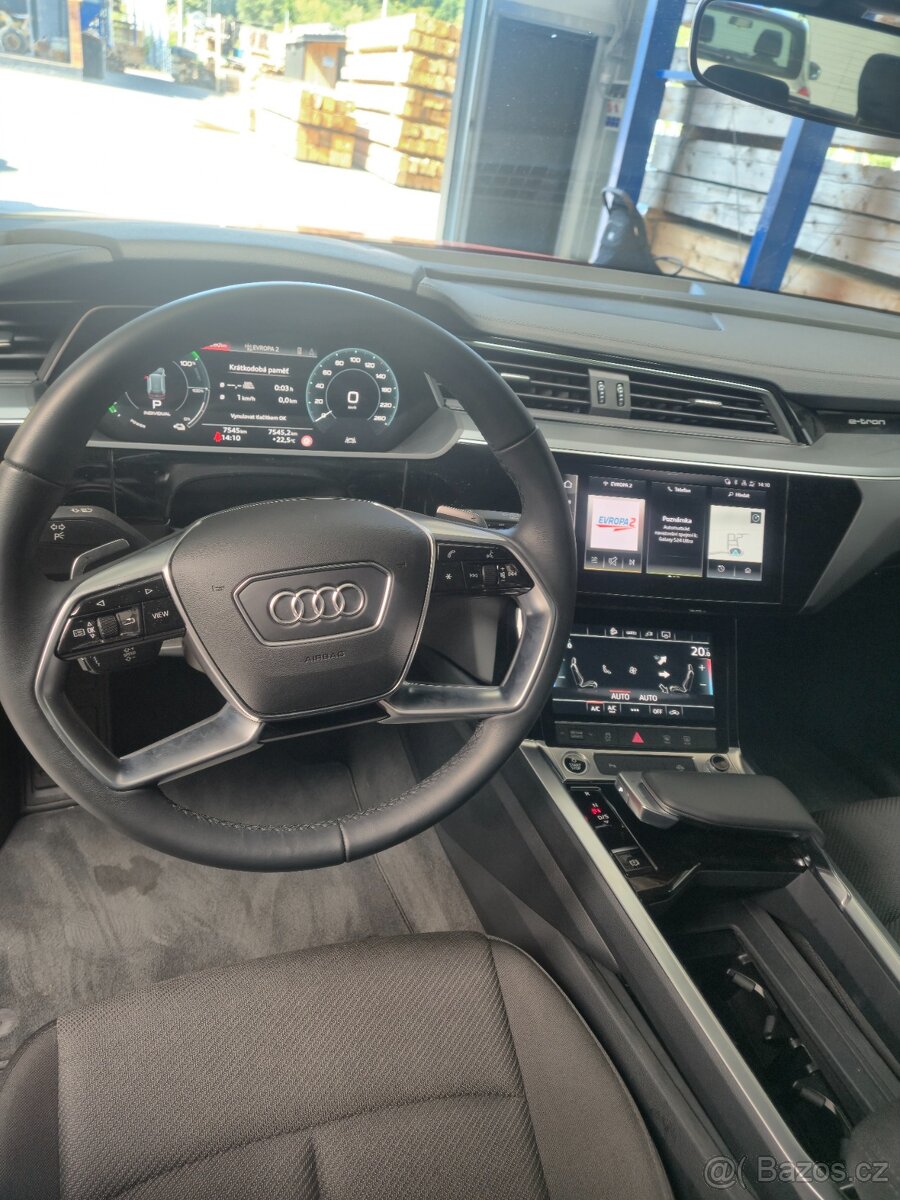 Audi Q8 e-tron 50 Q ADVANCED, 07/2024, 7.545 km - 14