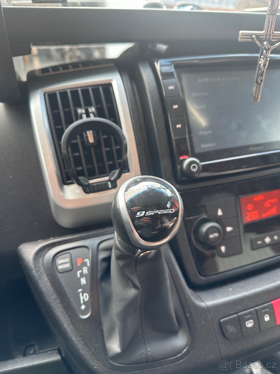 Obytný auto Burstner - 14