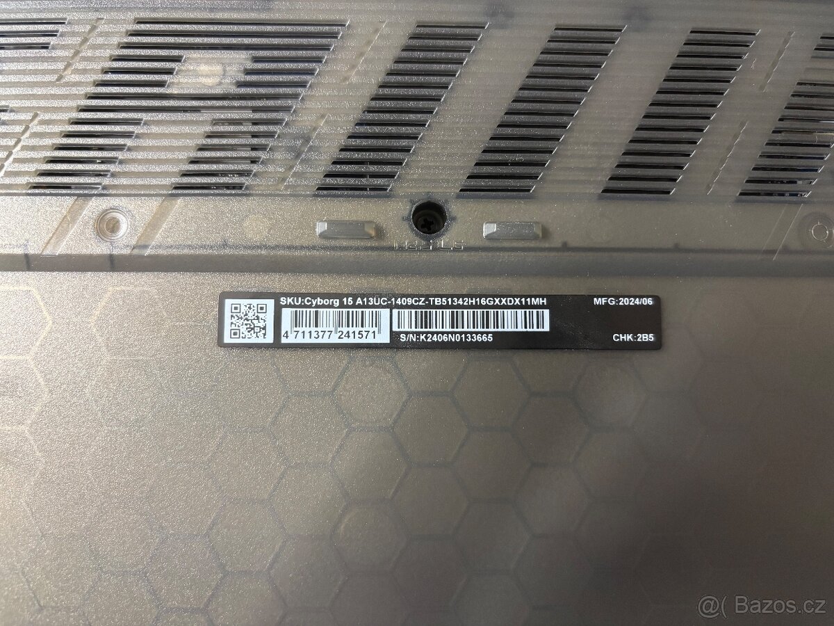 MSI Cyborg 15 A13UC-1409CZ - 14