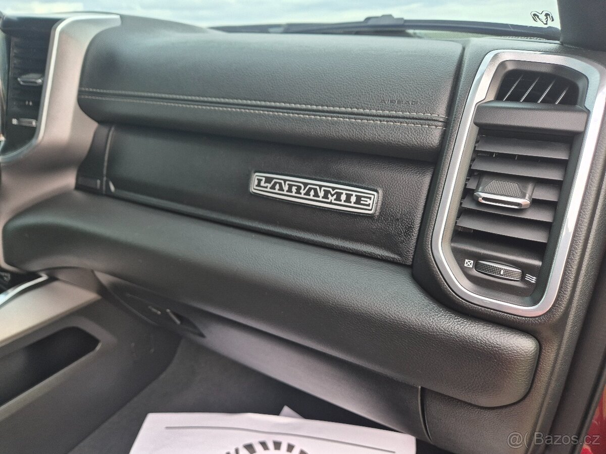 DODGE RAM 1500 5,7 HEMI BLACK WIDOW 39000km - 14