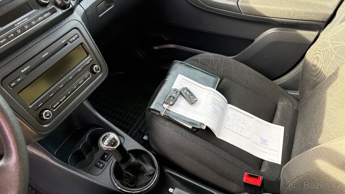 Škoda Fabia 2 //1.4//16V//63kW//FAMILY//TOP//SERVIS//1.MAJ// - 14