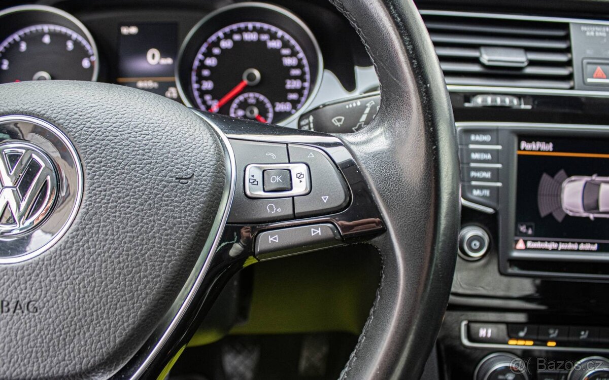 Volkswagen Golf 7 1.4TSI 125k R-Line Highline M6 (SK pôvod) - 14
