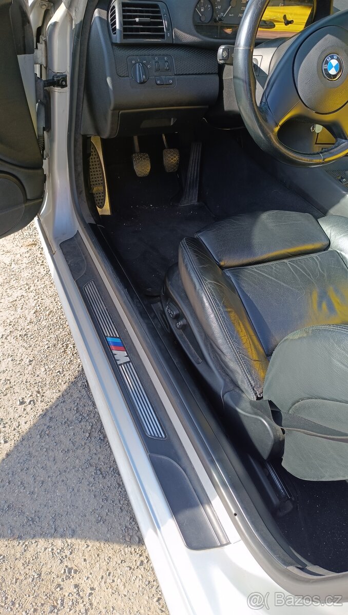 BMW E46 318i Cabrio – M-Packet | Manuál | 105 kW - 14