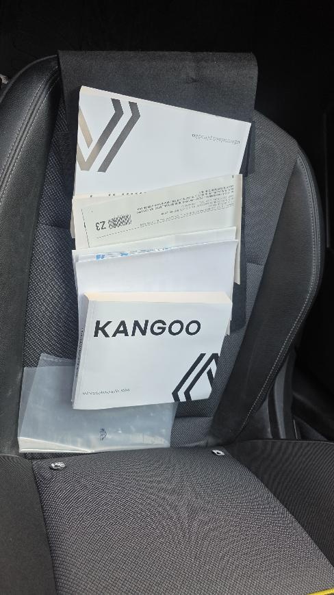 Renault Kangoo 1.5dci 2024 - 14