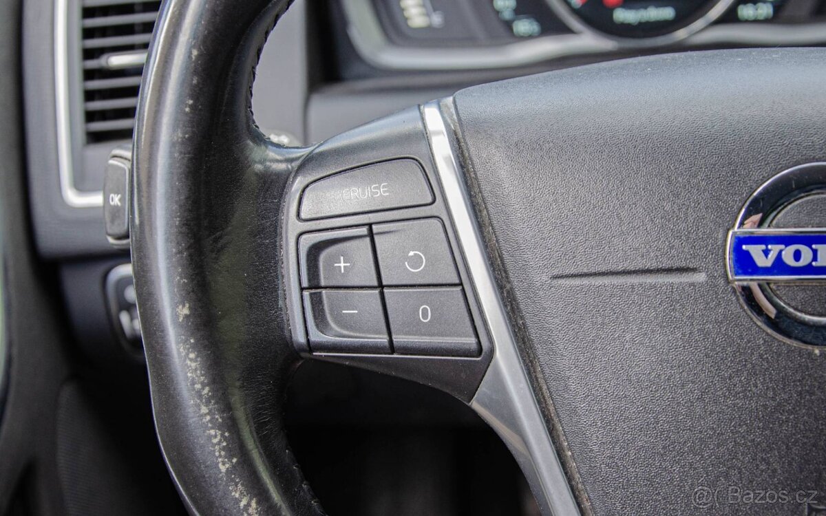 Volvo XC60 D3, 100kW, 6MT - 14