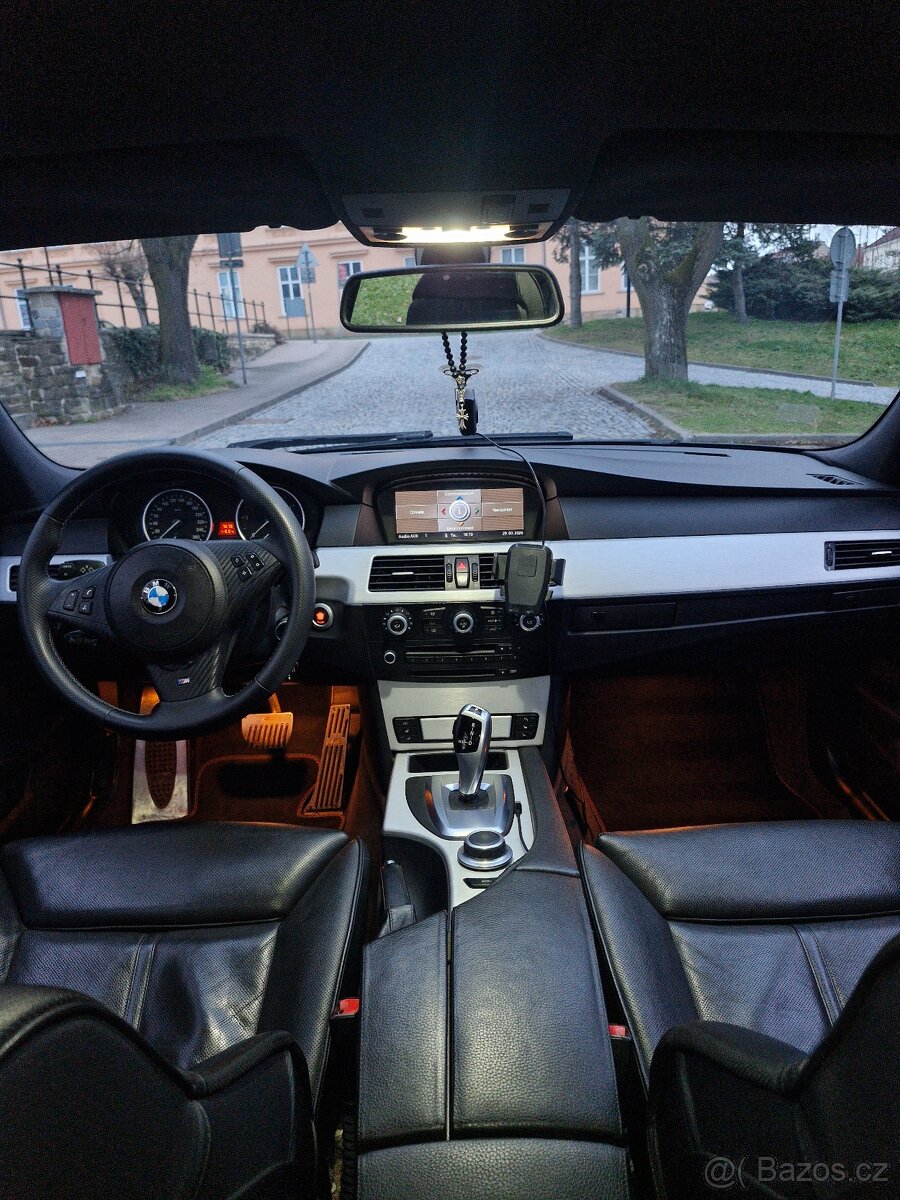 Bmw e60 525d facelift - 14