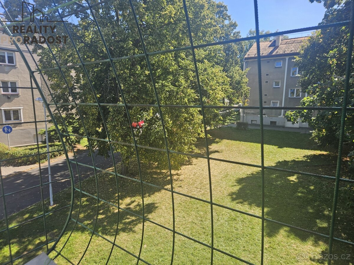 Bílina, Nájem Bytu 2+1 , Sídliště SHD ul. - 14