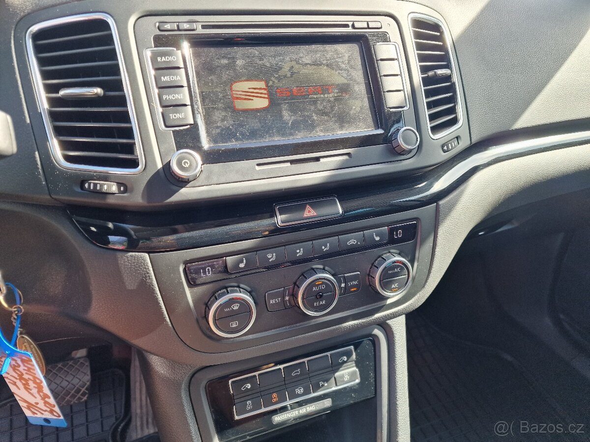 SEAT ALHAMBRA 2,0TDI 130KW DSG NAVI 7MÍST - 14