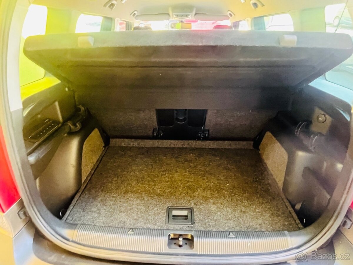 ŠKODA YETI 1.8 TSI 118 kW BENZÍN EXPERIENCE 4x4 KUŽE, TAŽNÉ - 14