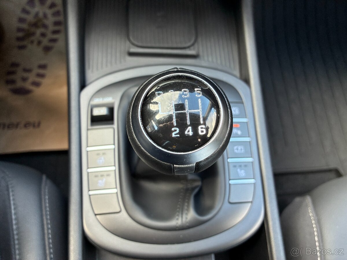 Hyundai Kona 1.6T-GDI 145kW MT STYLE ZÁRUKA DPH - 14