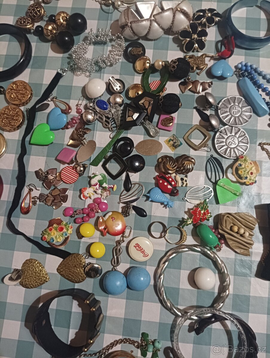 Retro bižuterie - 14