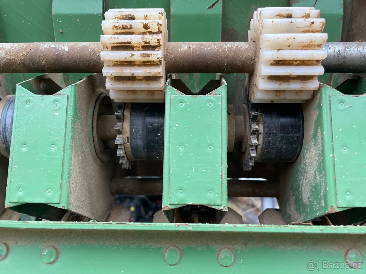 Prodám secí kombinaci 3m - 14