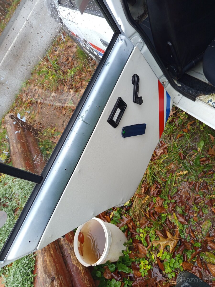 Prodám náhradní díly škoda 120l - 14