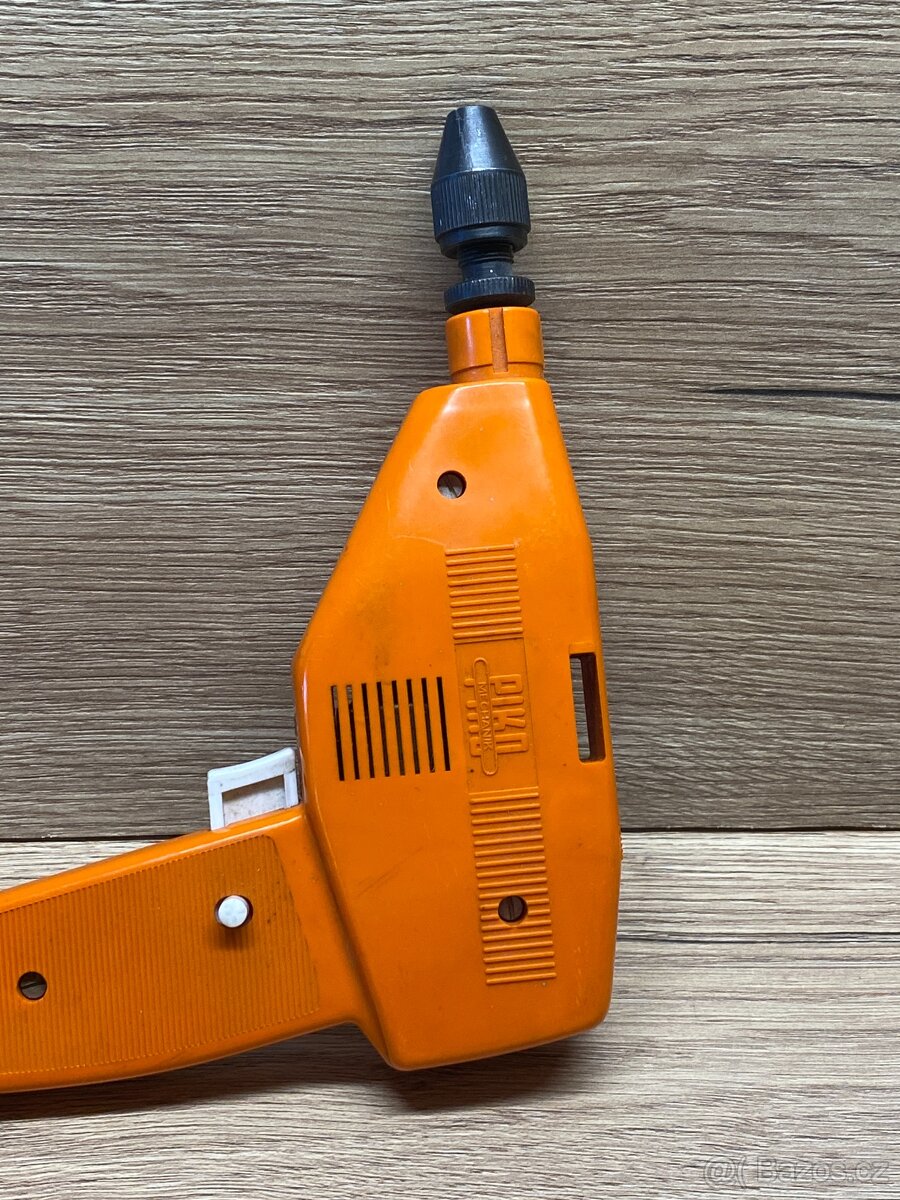 stará hračka vrtačka staré hračky mechanické PIKO - 14