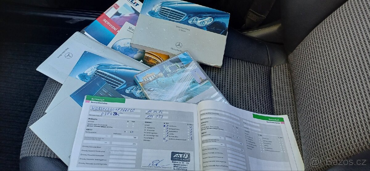 Mercedes C180 120kW, benzín - 14